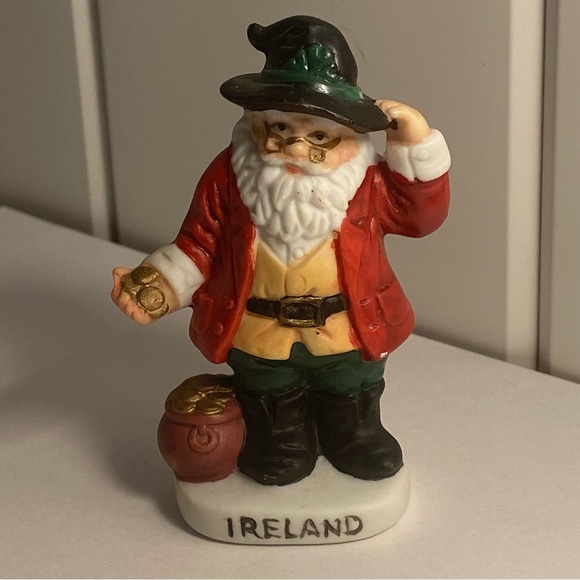 Vintage Santa Claus IRELAND Figurine Irish folk art Santa Holiday CAKE TOPPER - Picture 1 of 16